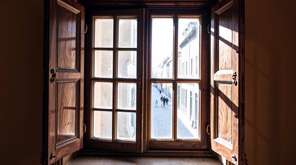 Améliorez votre habitat avec la pose de fenêtres à saintes